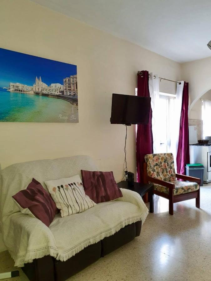 Kennedy Court - Prime Location - Bus Terminus Apartment St. Paul's Bay Exterior photo